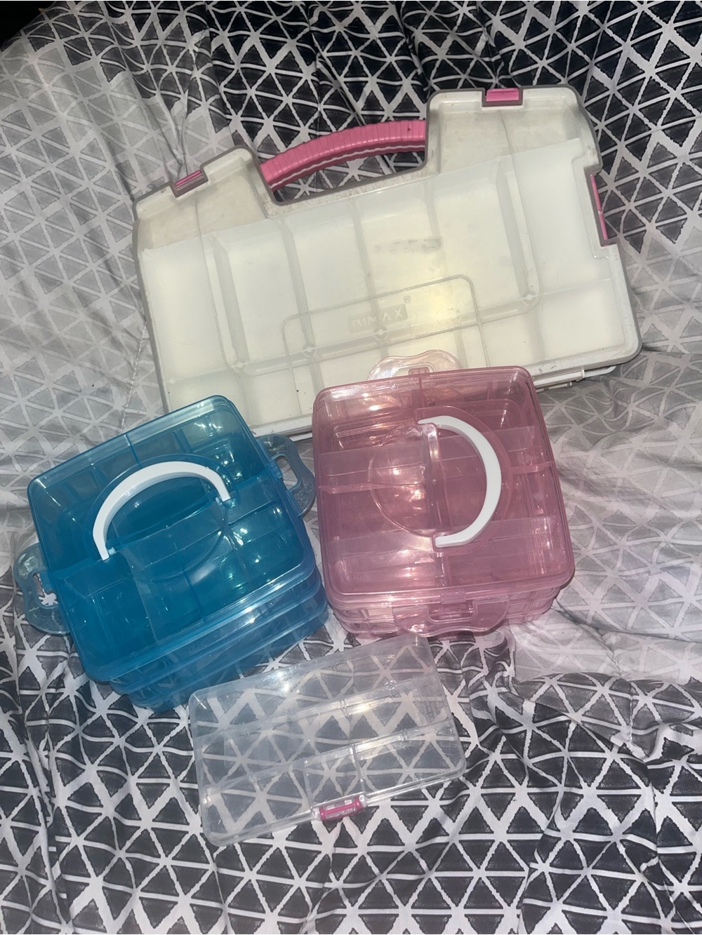 Multi-Compartment Pink and Blue Plastic storage Organizer Set of 4